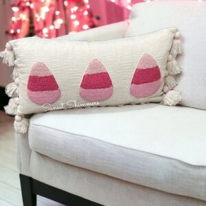26" Sweet Street Pink Halloween Candy Corn Trio Throw pillow Decor Tassels NEW